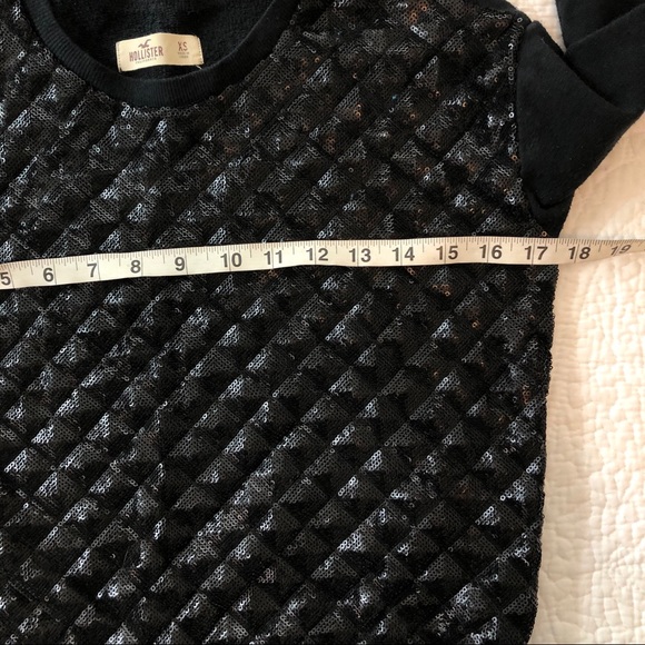 3/$20 Hollister sequins sweater - Picture 5 of 6